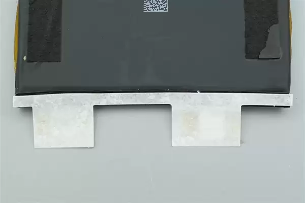 拆解报告：小米金沙江10000mAh 45W超薄磁吸移动电源
