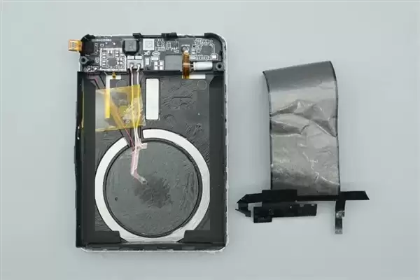 拆解报告：小米金沙江10000mAh 45W超薄磁吸移动电源