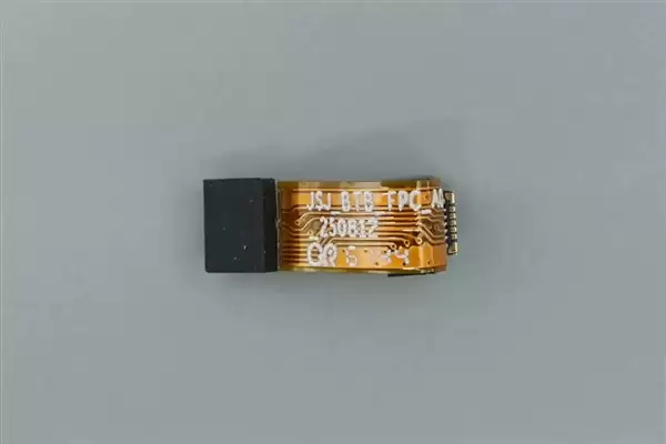 拆解报告：小米金沙江10000mAh 45W超薄磁吸移动电源