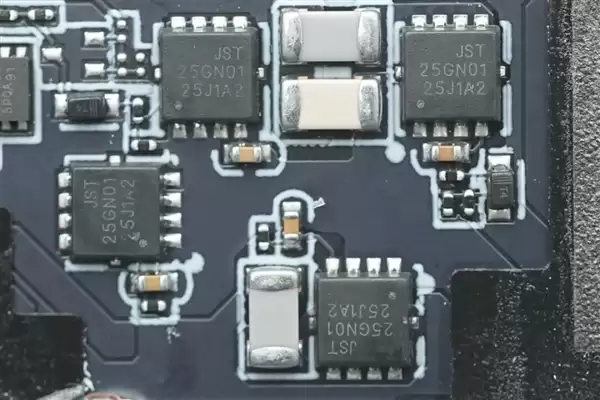拆解报告：小米金沙江10000mAh 45W超薄磁吸移动电源