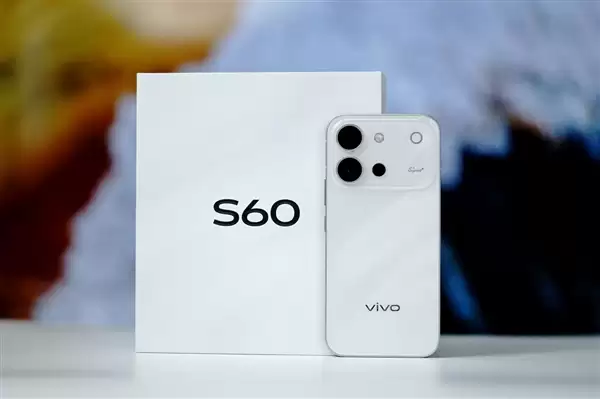 转动如星海闪烁!vivo S60星星海图赏
