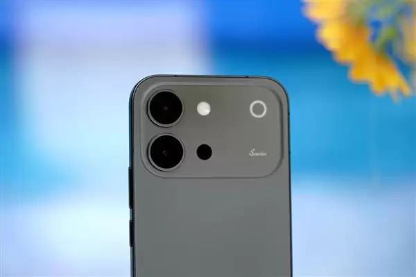 支持4K原生感Live!vivo S60元气版仲夏夜图赏