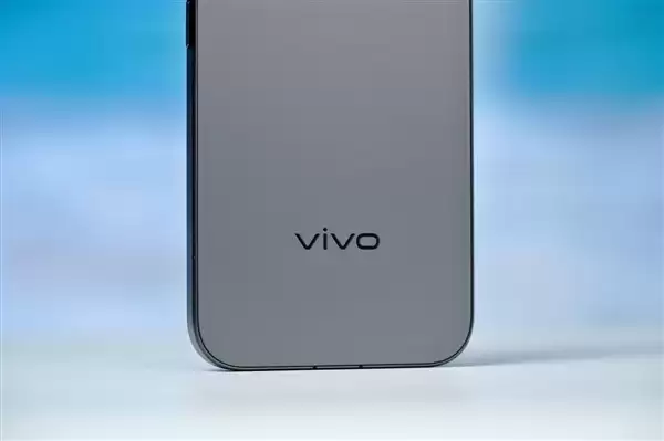 支持4K原生感Live!vivo S60元气版仲夏夜图赏
