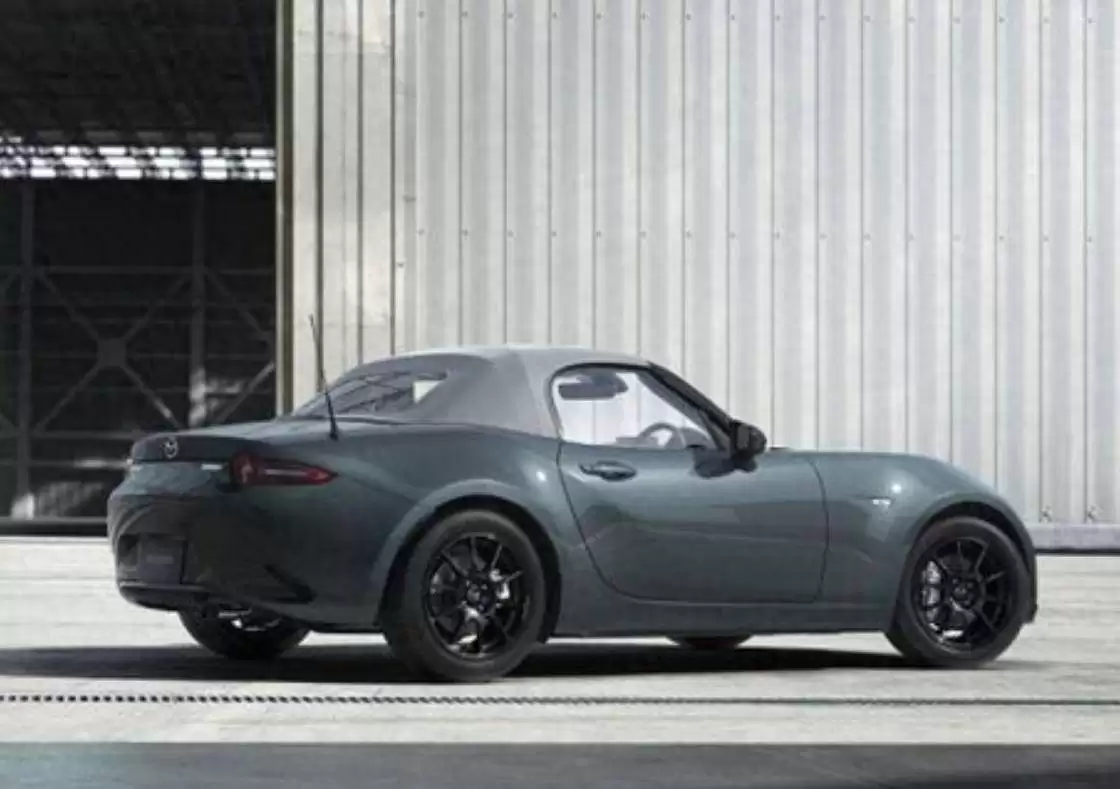 马自达“锌绿金属漆”登场 MX-5率先应用 工业质感演绎跑车高级范儿