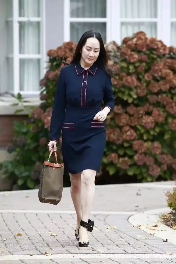 孟晚舟案听证会上，加拿大警员认错了！