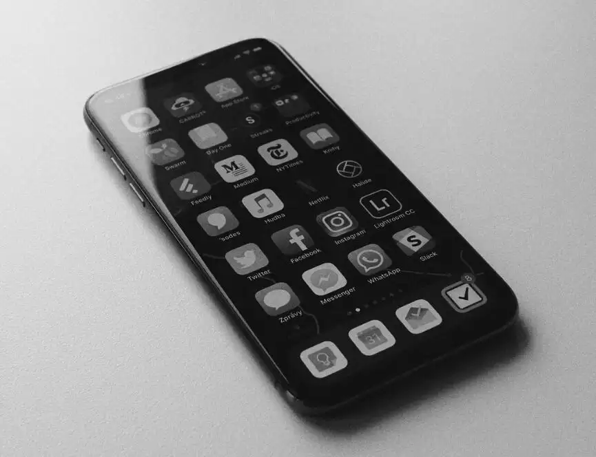 iPhone 屏幕会在哪些情况下失灵? iPhone 屏幕会在哪些情况下失灵?