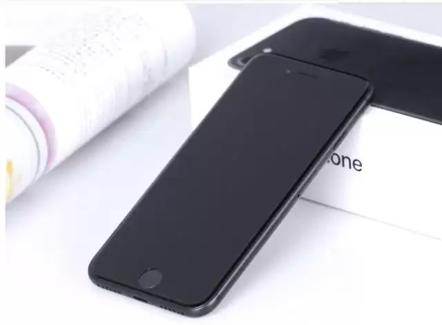 iPhone 为什么要分成国行和港版,它们之间到底有什么不同? iPhone 为什么要分成国行和港版,它们之间到底有什么不同?