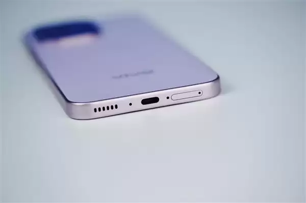 轻薄机身塞下9000mAh电池!vivo Y600 Turbo图赏