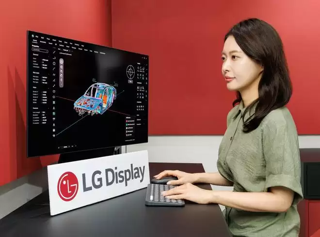LG Display展出27