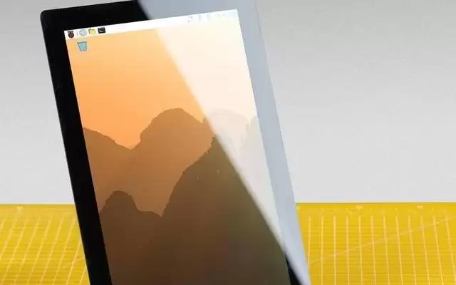 Raspberry Pi发布10英寸Touch Display 2 售价80美元