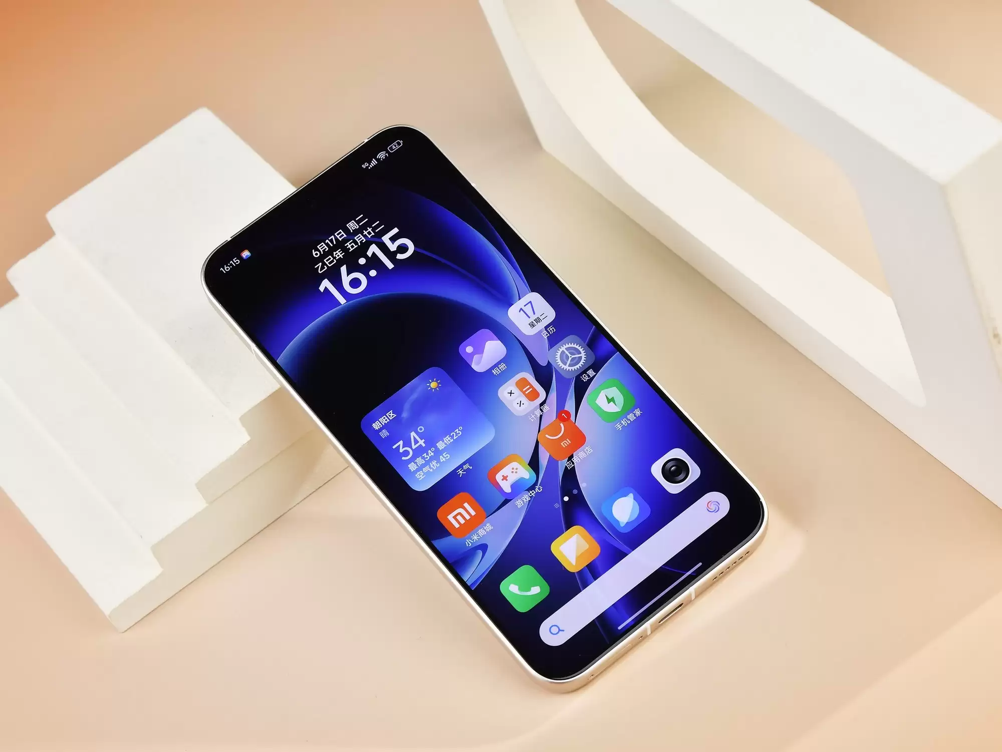 Get一点：手机用的OLED、LCD、AMOLED屏有何区别？