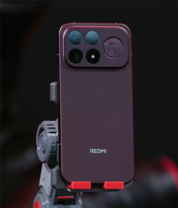 REDMI K100 Pro Max真机亮相ChinaJoy!赤霞珠红配色超强质感