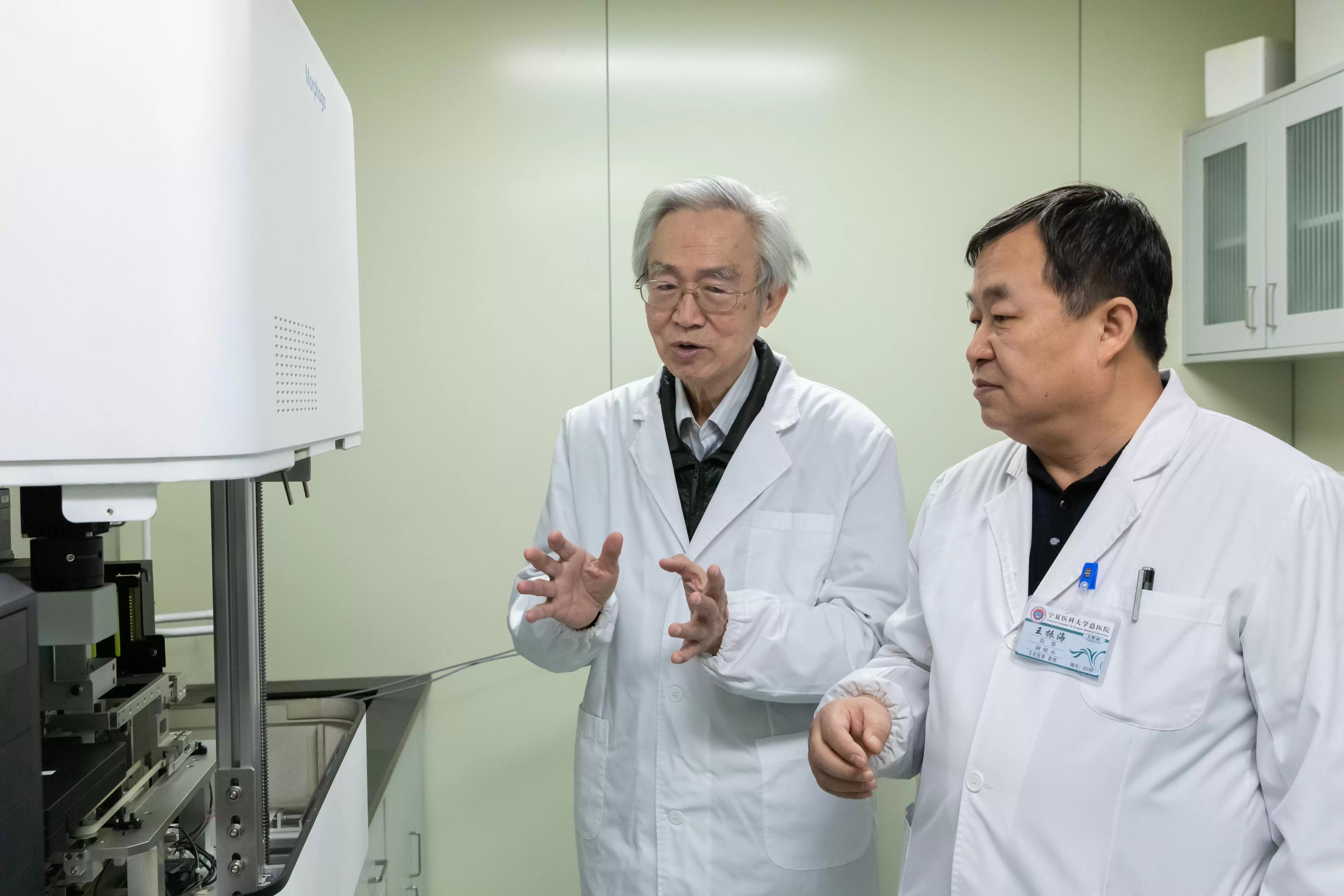 国产脑脊液细胞形态自动分析仪研发成功