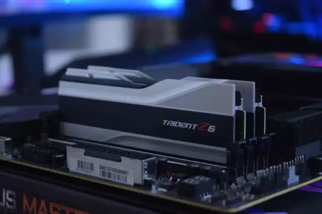 内存短缺报告：DDR4 8Gb 合约价 2026Q3 预估环比涨 50% 本月 DDR3 单 Gb 价格倒挂高于 DDR5