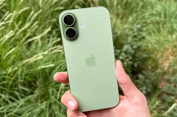 等等党失策！iPhone 17涨价开始倒计时：苹果连续多次削减产能