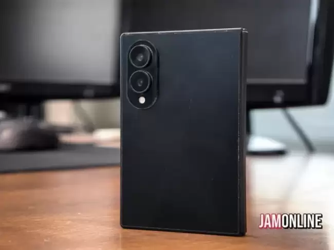 三星 Galaxy Z Fold8 宽折叠手机机模曝光 对垒苹果 iPhone Ultra