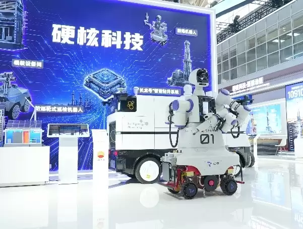 若愚科技重磅推出全球首款搭载机器人大脑系统的防爆机器人