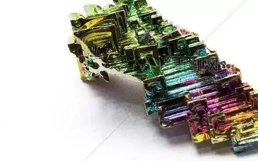 一种做了几百年胃药的金属，卡住了光模块的“脖子”