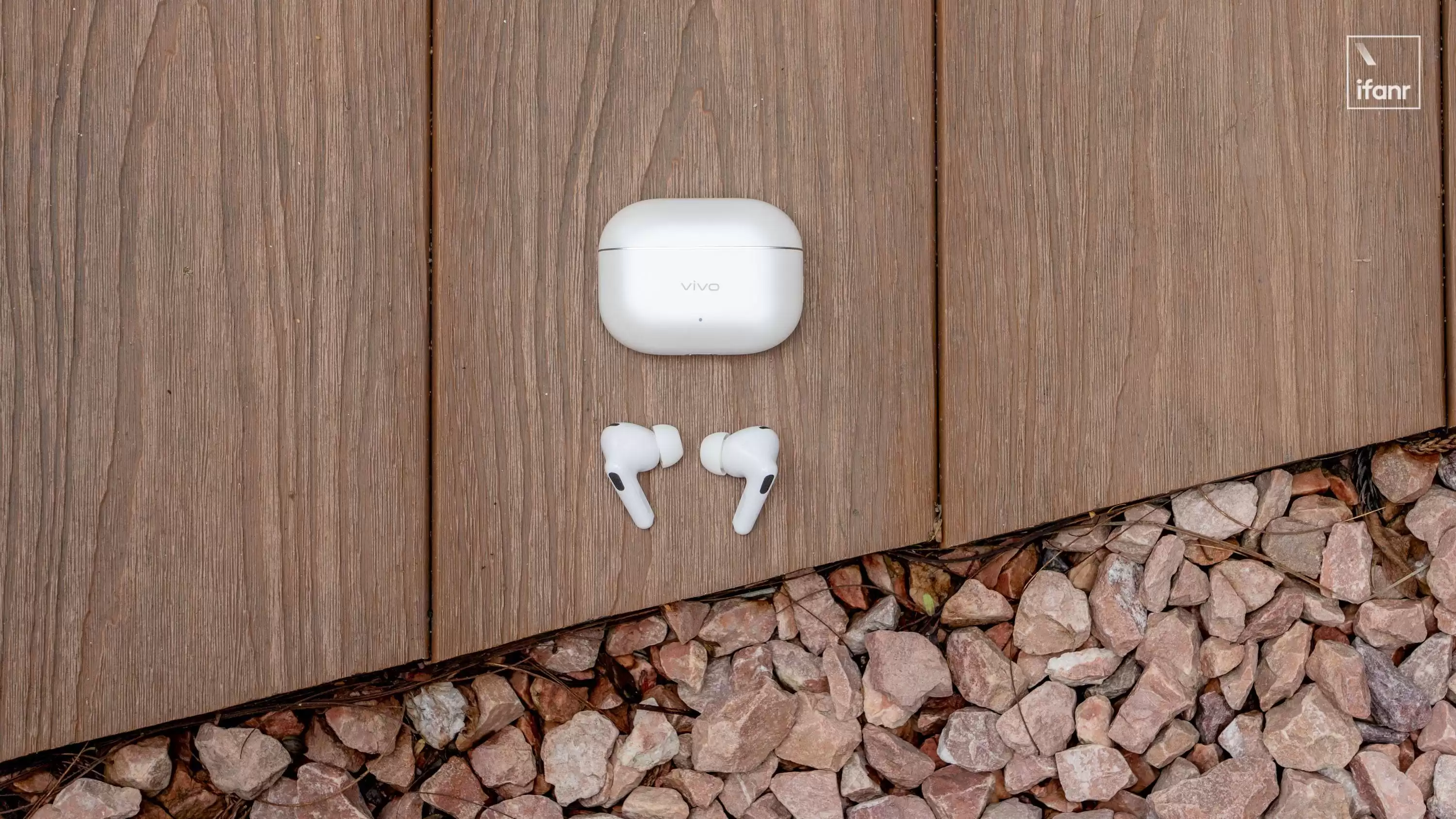 vivo TWS 5 Pro 真无线降噪耳机体验：vivo 的 Hi-Fi DAC 旗舰真无线耳机，回来了