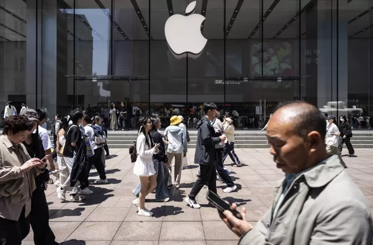 古尔曼：苹果用户为AI时代买单，iPhone也难逃涨价