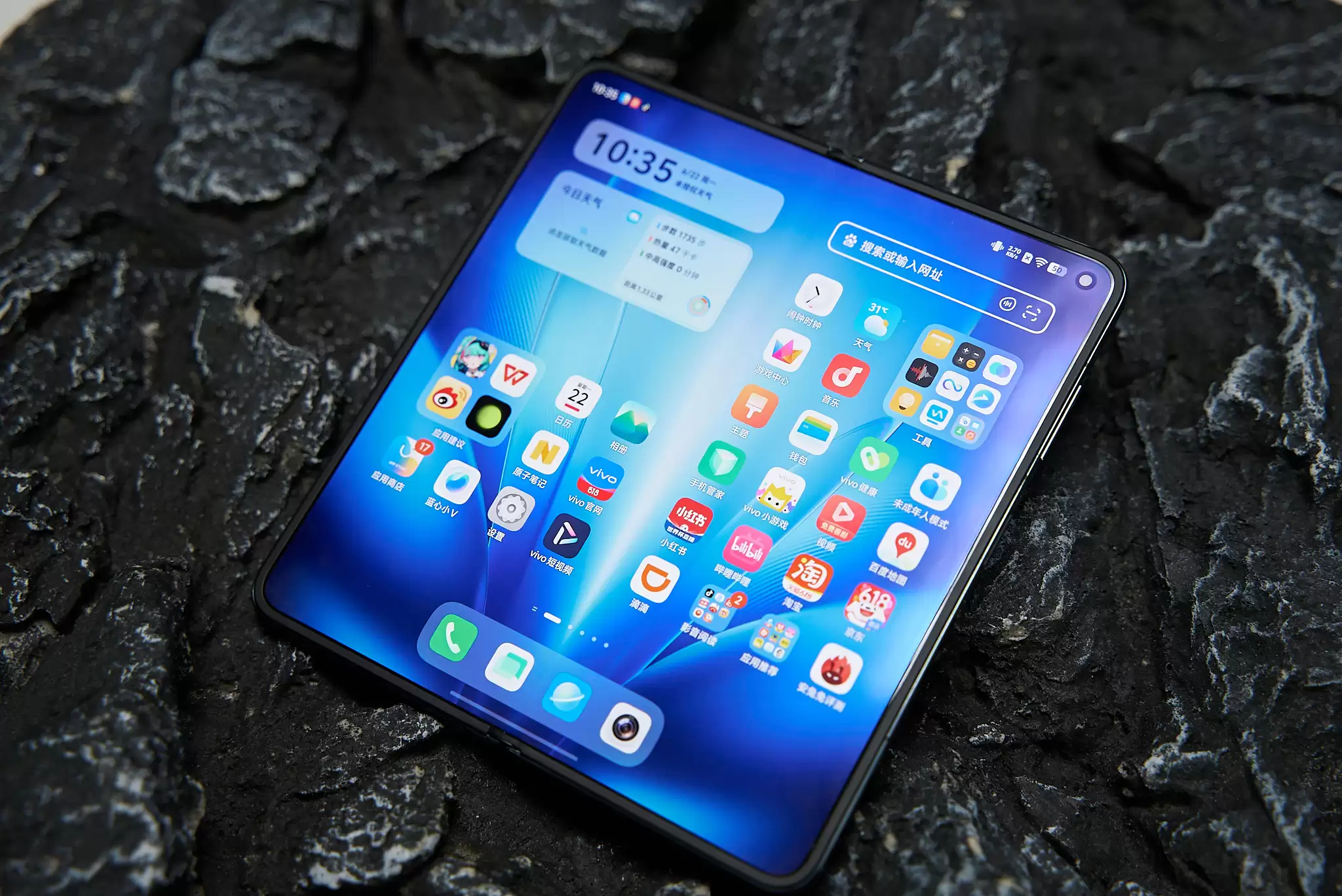 vivo X Fold6 体验：折叠屏的下一步，是把任务流展开