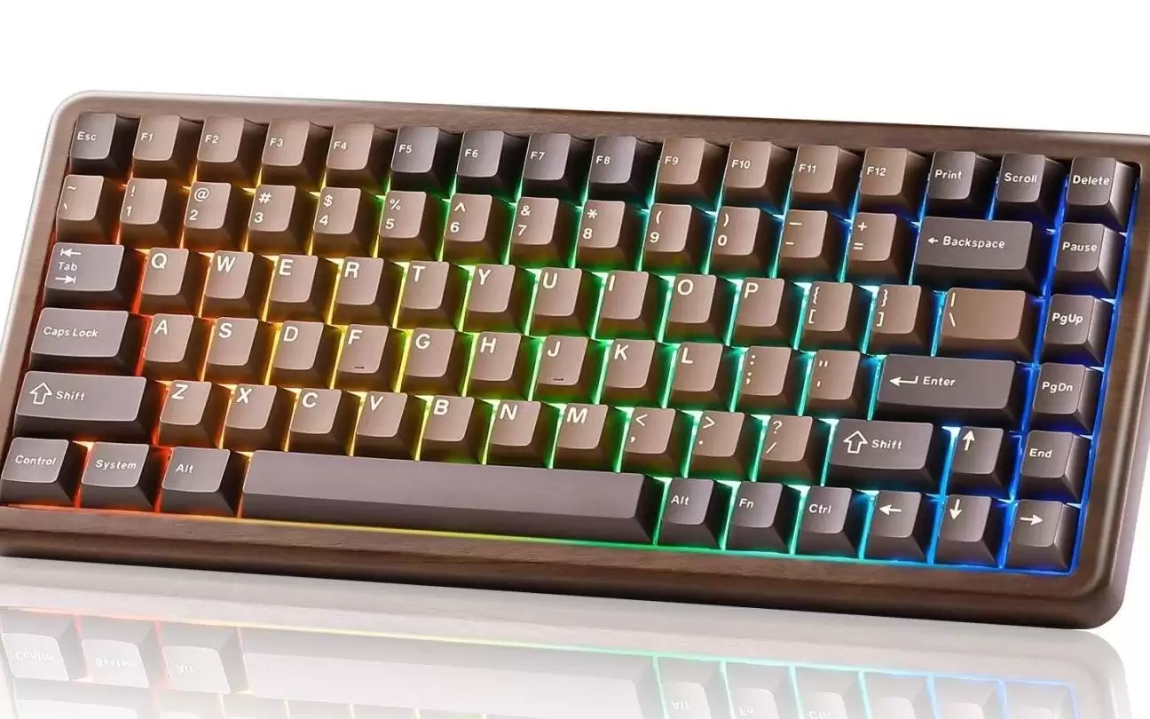 YUNZII“木坨坨”三模机械键盘WOOD 68 / 84国行发售，449元起