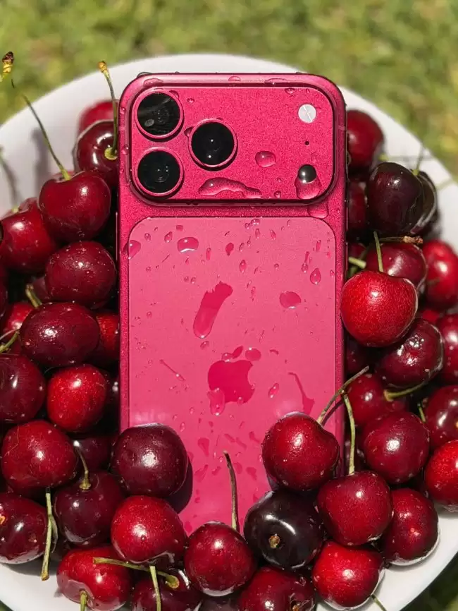 IT早报 0620：苹果 iPhone 18 Pro 起价恐涨 18.2%；专家回应铁路 12306 显示无票上车却见空座；曝比亚迪推子品牌自负盈亏；小米明确米