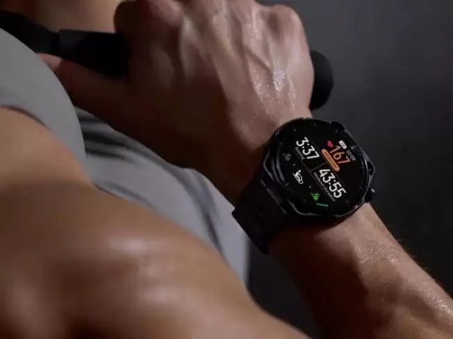 华米 Amazfit Balance 3 智能手表发售：3000 尼特 AMOLED 面板、至高 21 天续航 2499 元