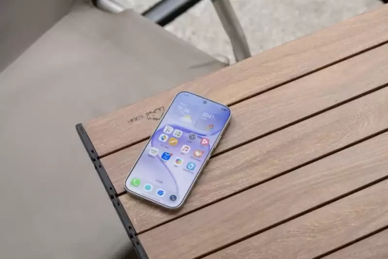 荣耀600和vivos60买哪个划算？算笔“成本账”就清楚了