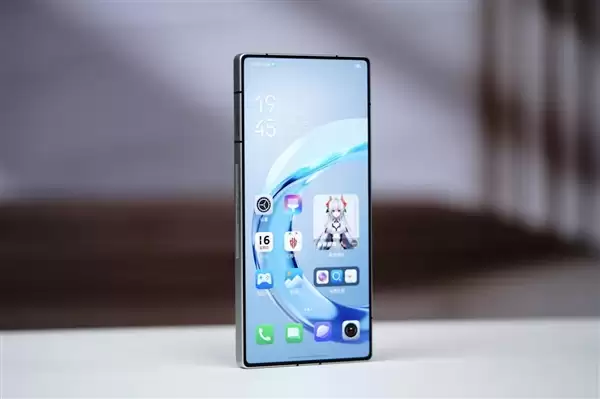 水冷透明机身+真全面屏!红魔 11S Pro+图赏
